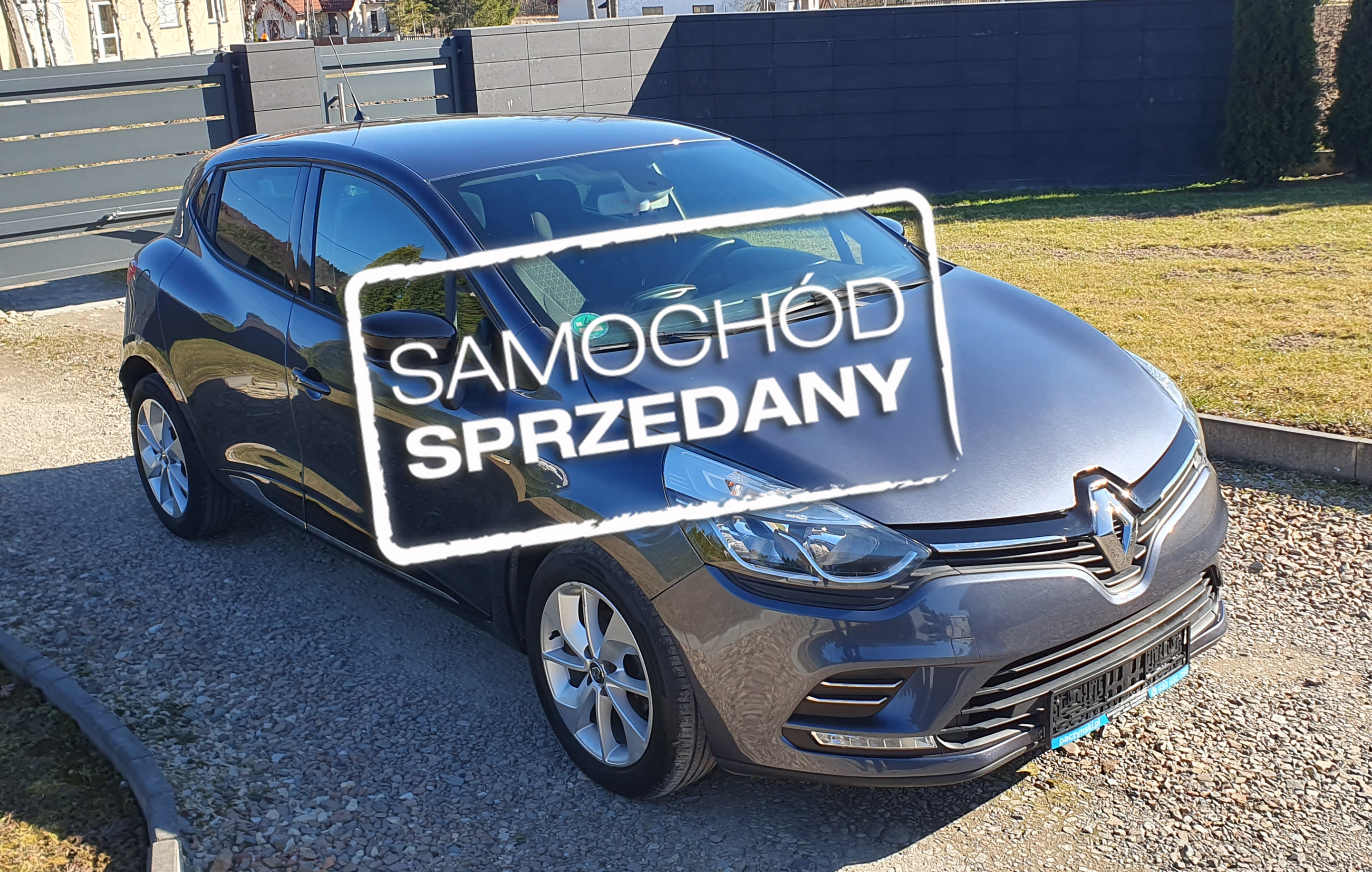 RENAULT CLIO