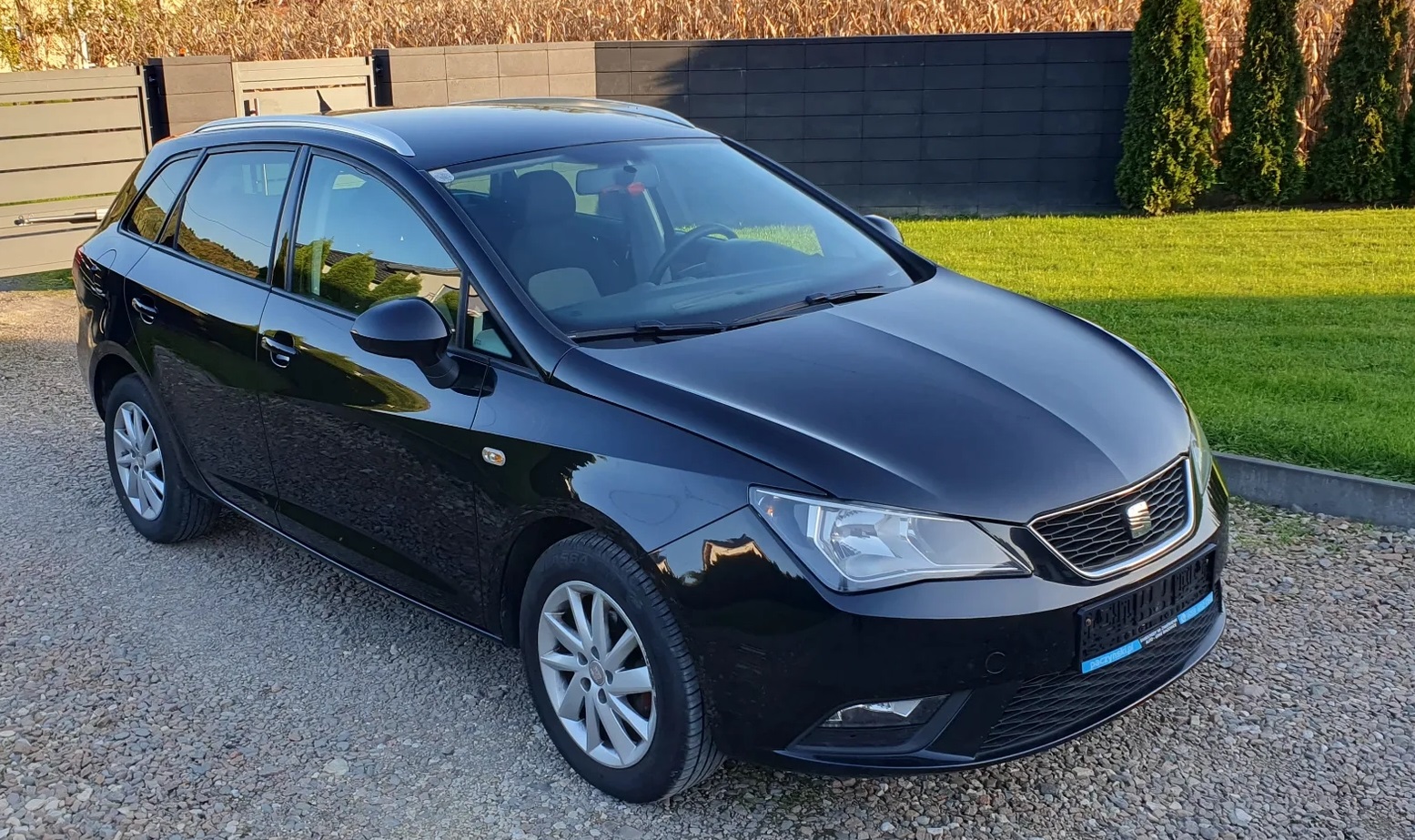 SEAT IBIZA